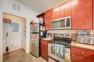 2505 San Gabriel St, Austin, TX 78705 - Photo 11