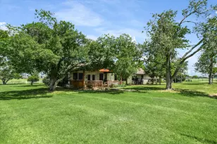 7 Brenda Ln, Round Rock, TX 78665 - Photo 15