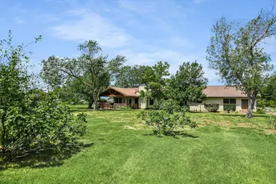 7 Brenda Lane, Round Rock, TX 78665 - Photo 17