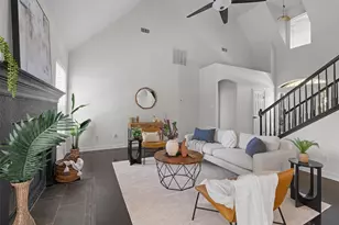 312 Country Club Dr, La Grange, TX 78945 - Photo 9
