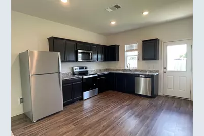 532 Peony Court, Jarrell, TX 76537 - Photo 5