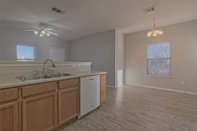 1102 E 3rd Street, Georgetown, TX 78626 - Photo 15