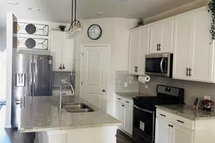 3034 Mill Run Bnd, Round Rock, TX 78665 - Photo 3