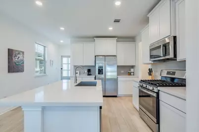 802 Papaya Drive, Buda, TX 78610 - Photo 5