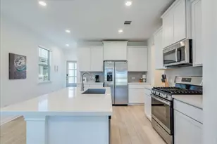 802 Papaya Dr, Buda, TX 78610 - Photo 5