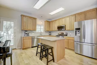 10312 Huxley Street, Austin, TX 78748 - Photo 5
