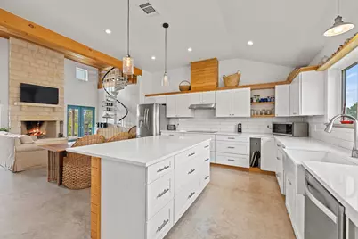 456 Colt Valley Road, Fredericksburg, TX 78624 - Photo 17