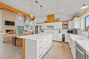 456 Colt Vly Rd, Fredericksburg, TX 78624 - Photo 17