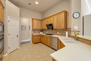 15901 Royal Ashdown Dr, Austin, TX 78717 - Photo 11