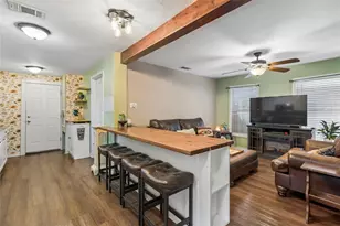 734 Neches St, Lockhart, TX 78644 - Photo 9