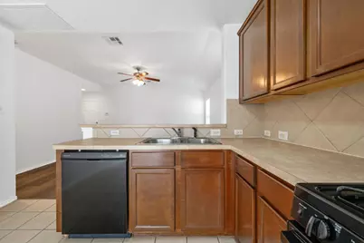 6609 Ferrystone Pass, Del Valle, TX 78617 - Photo 7