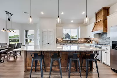 325 Charli Circle, Liberty Hill, TX 78642 - Photo 7