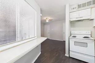 1840 Burton Dr, Austin, TX 78741 - Photo 11