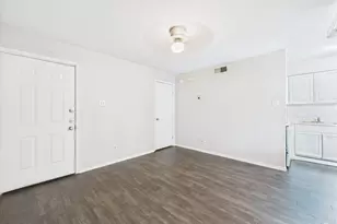 1840 Burton Dr, Austin, TX 78741 - Photo 5