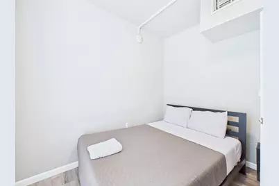 911 W 22nd Street #202, Austin, TX 78705 - Photo 11