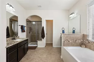 605 Palmilla St, Leander, TX 78641 - Photo 19