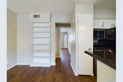 2401 Manor Road #125, Austin, TX 78722 - Photo 3