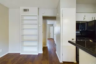 2401 Manor Rd, Austin, TX 78722 - Photo 3