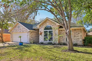 1014 Rocky Creek Dr, Pflugerville, TX 78660 - Photo 3