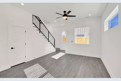 1106 Begonia Terrace #1, Austin, TX 78741 - Photo 9