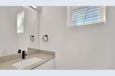 1106 Begonia Terrace #1, Austin, TX 78741 - Photo 17