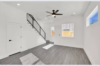 1106 Begonia Terrace #1, Austin, TX 78741 - Photo 9