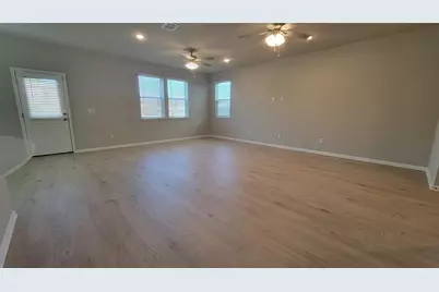 184 Jackman Drive, Buda, TX 78610 - Photo 5