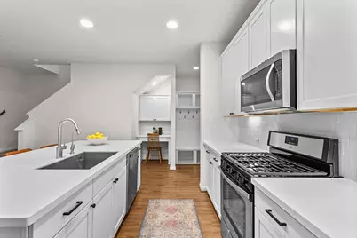 221 Diamond Point Drive, Dripping Springs, TX 78620 - Photo 9