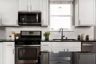 5910 Swayden Ln, Austin, TX 78745 - Photo 9