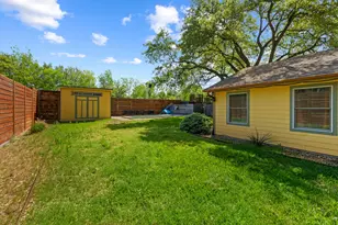 7501 Grover Ave, Austin, TX 78757 - Photo 27
