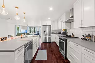 7501 Grover Ave, Austin, TX 78757 - Photo 3