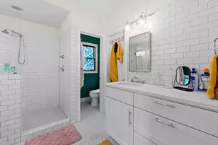 7501 Grover Ave, Austin, TX 78757 - Photo 17