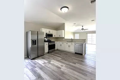 610 Riverway Lane, Leander, TX 78641 - Photo 11