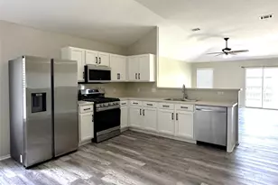 610 Riverway Ln, Leander, TX 78641 - Photo 11