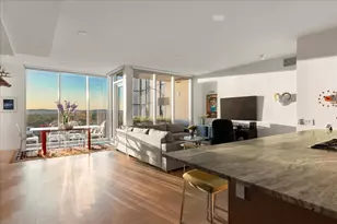 313 W 17th St, Austin, TX 78701 - Photo 3