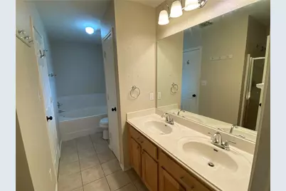 2806 Zachary Lane, Taylor, TX 76574 - Photo 11
