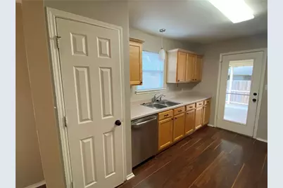 2806 Zachary Lane, Taylor, TX 76574 - Photo 7