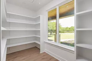 811 Co Rd 200, Burnet, TX 78611 - Photo 15