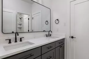 811 Co Rd 200, Burnet, TX 78611 - Photo 23