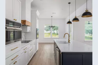 811 County Road 200, Burnet, TX 78611 - Photo 11