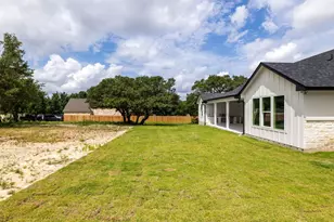 811 Co Rd 200, Burnet, TX 78611 - Photo 35