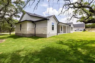 811 Co Rd 200, Burnet, TX 78611 - Photo 39