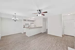 3839 Dry Creek Dr, Austin, TX 78731 - Photo 7