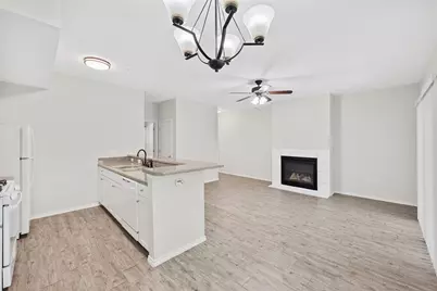 3839 Dry Creek Drive #109, Austin, TX 78731 - Photo 7