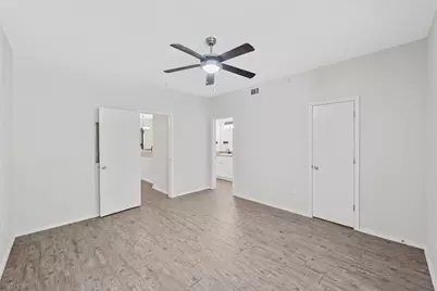 3839 Dry Creek Drive #109, Austin, TX 78731 - Photo 13