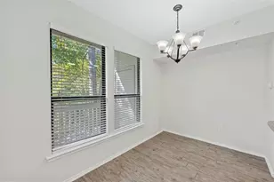 3839 Dry Creek Dr, Austin, TX 78731 - Photo 13