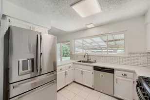 3600 Cornerstone St, Round Rock, TX 78681 - Photo 9