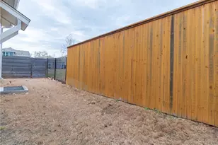 1410 Casa Dr, Austin, TX 78745 - Photo 17