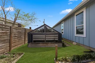 130 Coyote Ridge Drive, Cedar Creek, TX 78612 - Photo 35