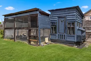 130 Coyote Rdg Dr, Cedar Creek, TX 78612 - Photo 35